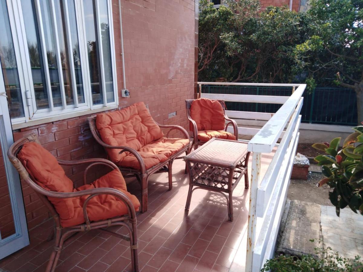 Villa Belvedere Mini Appartamento Pontecagnano Faiano Buitenkant foto