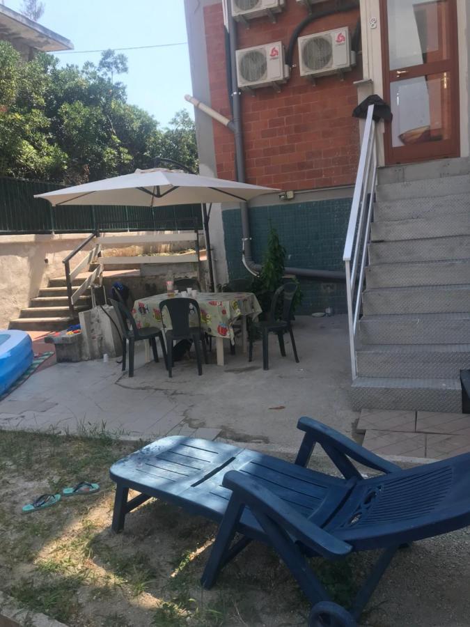 Villa Belvedere Mini Appartamento Pontecagnano Faiano Buitenkant foto